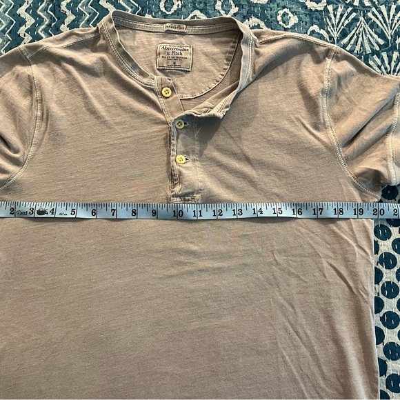 Light violet t-shirt from A&F, M - Picture 2 of 2